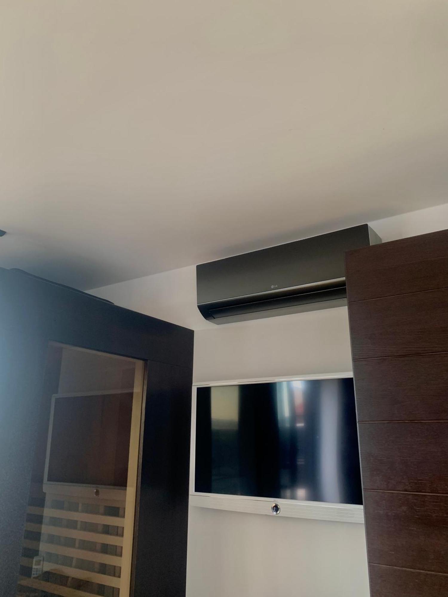 Apartman Se Saunou A Terasou S Vyhledem Na Brno Bagian luar foto