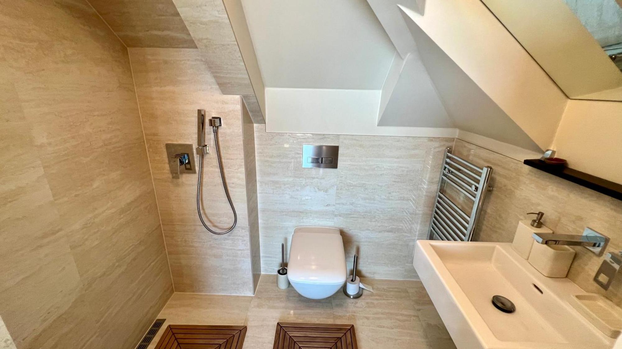 Apartman Se Saunou A Terasou S Vyhledem Na Brno Bagian luar foto