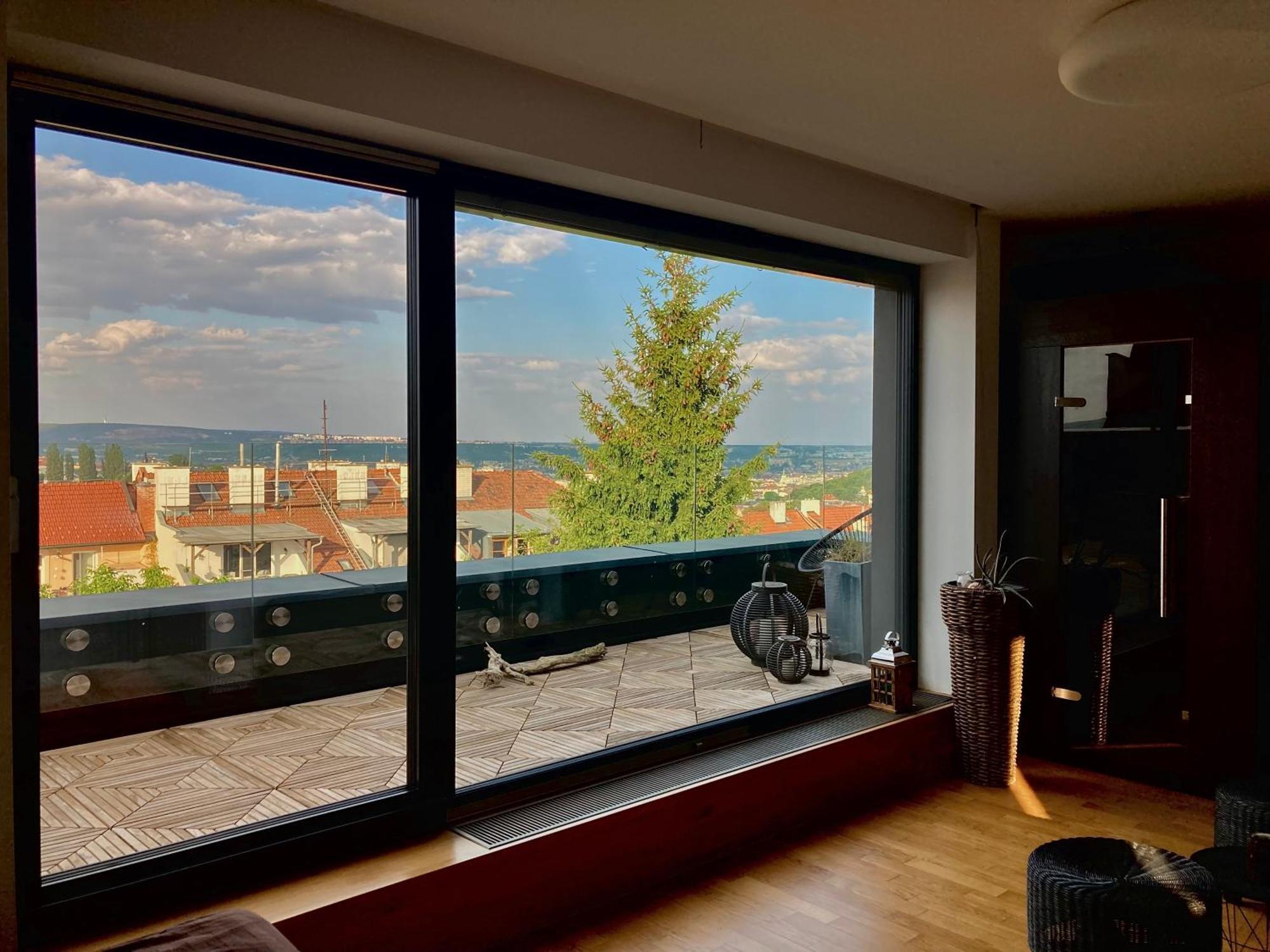 Apartman Se Saunou A Terasou S Vyhledem Na Brno Bagian luar foto