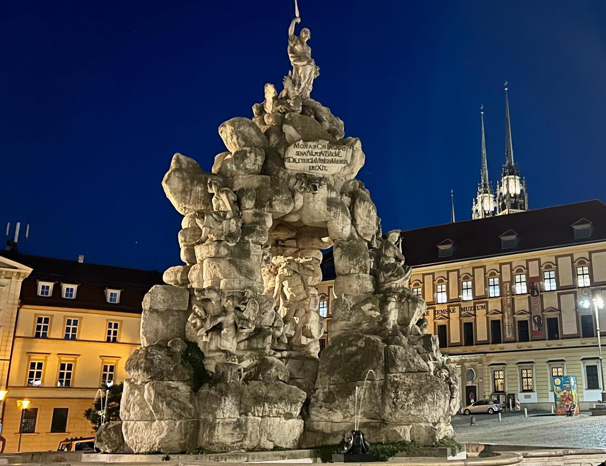 Apartman Se Saunou A Terasou S Vyhledem Na Brno Bagian luar foto